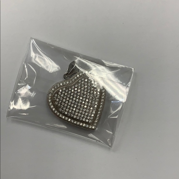 Sterling silver heartcharm with 16” box chain - Picture 5 of 5